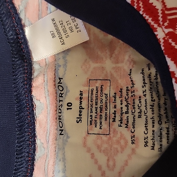 Child's Christmas pj's - Picture 3 of 4